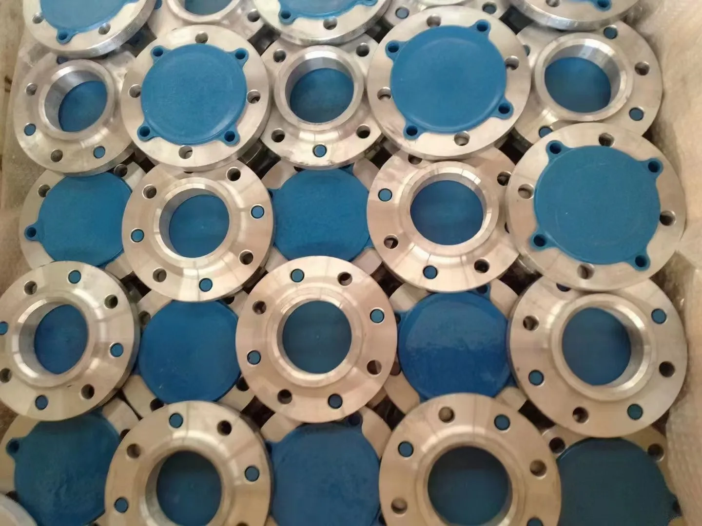 ASTM234 WPB, ASTM A105, SABS 1123 steel flange spreader and flange screw