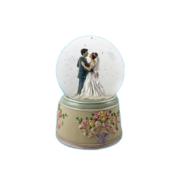 custom resin snow globe Vintage Wedding Favor Water Globe
