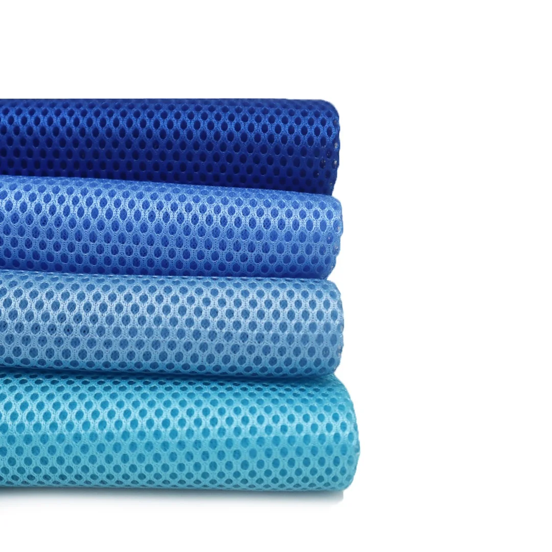 Manufacturers sell 100% polyester sandwich mesh fabric, home textiles, bags, shoes and other knitted fabrics