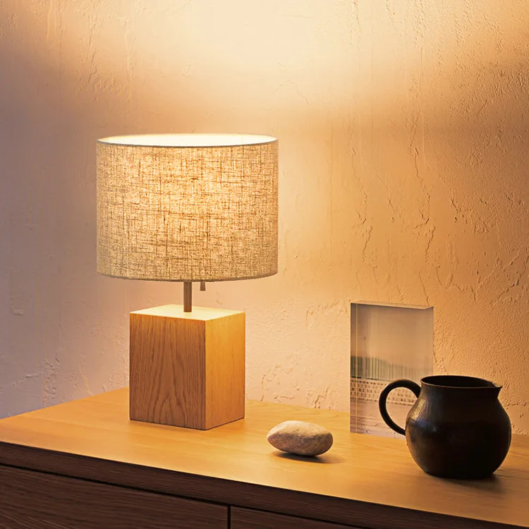 Home Decor Bedside Hotels And Restaurant Modern Wood Base Round Fabric Lampshade Table Lamp