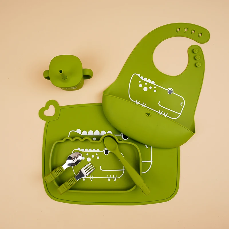 Elephant Lion Dinosaur Rabbit Animal Food Grade BPA Free Placemat Suction Plate Fork Spoon Silicone Baby Feeding Tableware Set