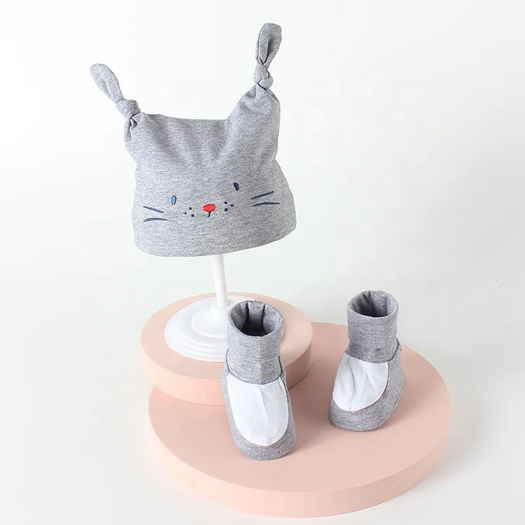 HAOTEX OEM ODM Spring Autumn Summer Infant Hats Shoes Suits Soft Cotton Cute 0-6month Toddlers Wholesale Newborn Baby Shoes Hats
