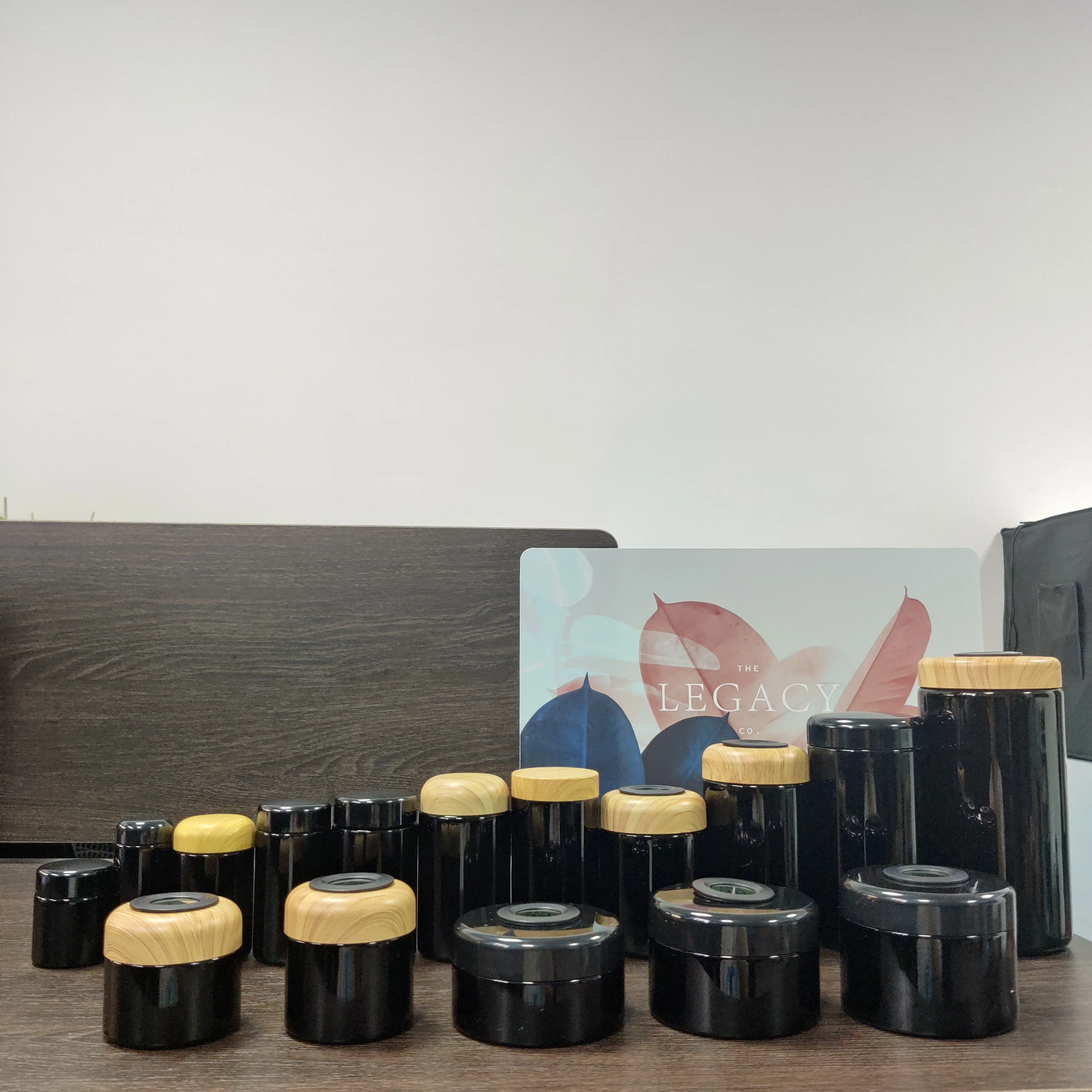 Round Large 250g 500g UV Black Dark Ultra Violet Stash Jar Herb UV Smell Proof Air Tight Ultraviolet Storage Glass Jar