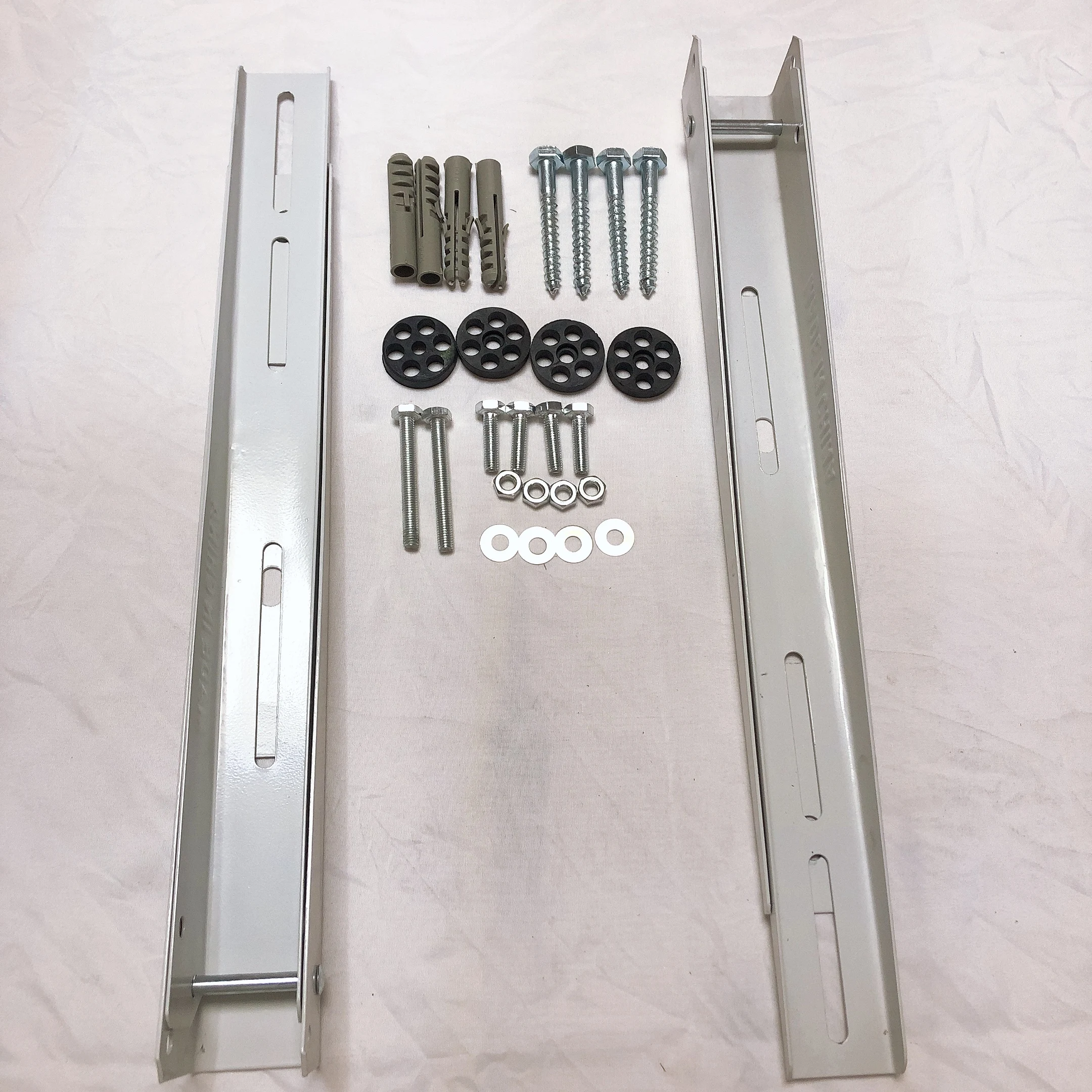 Hot sale 1P/1.5P/2P/3P  9000-12000BTU air conditioner bracket iron frame 1 horse universal air conditioner bracket