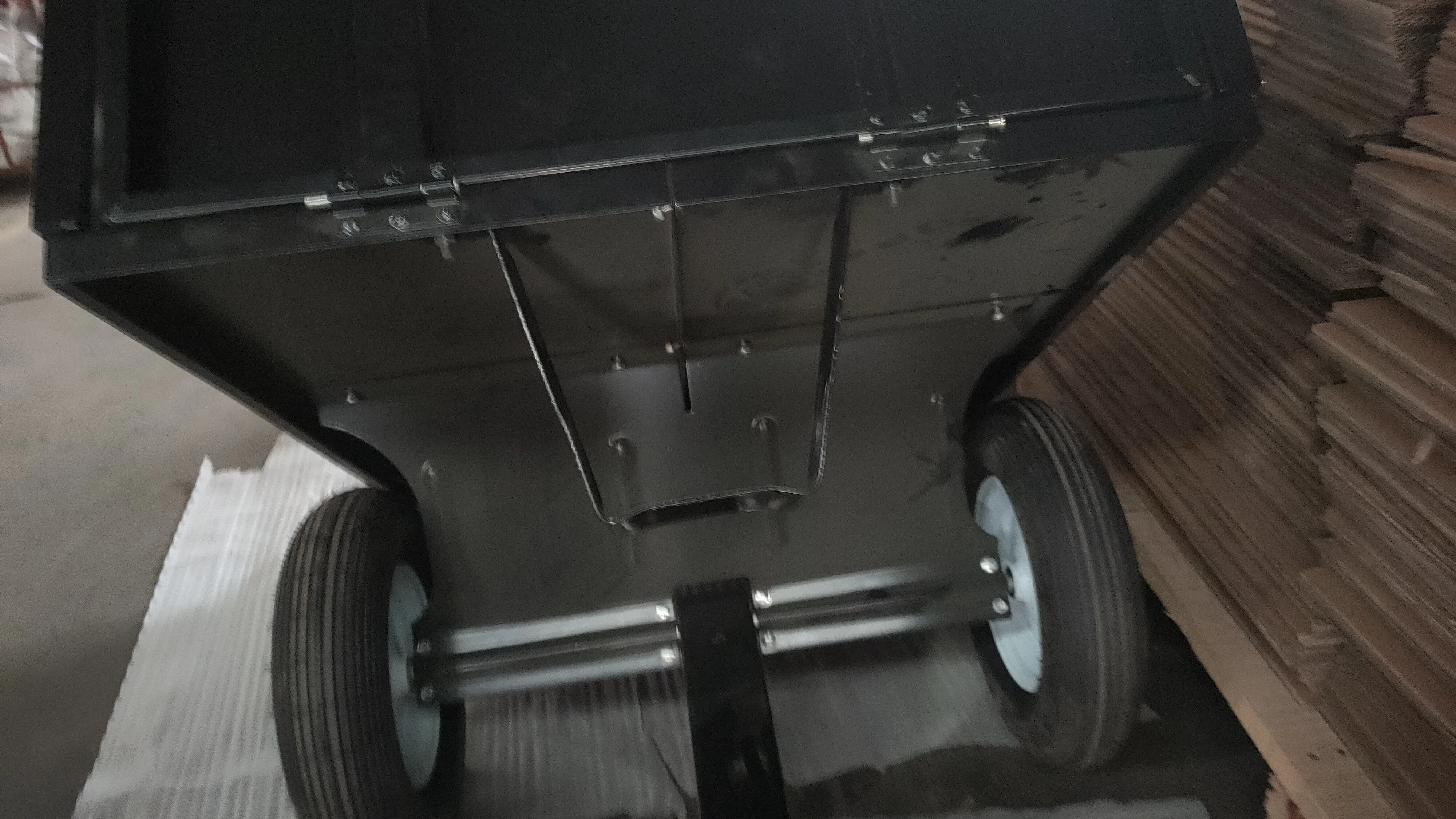 TIANHAIDA Garden Trolley Load lawn tractor trailer Towed Tipper Dumping Trailer Cart