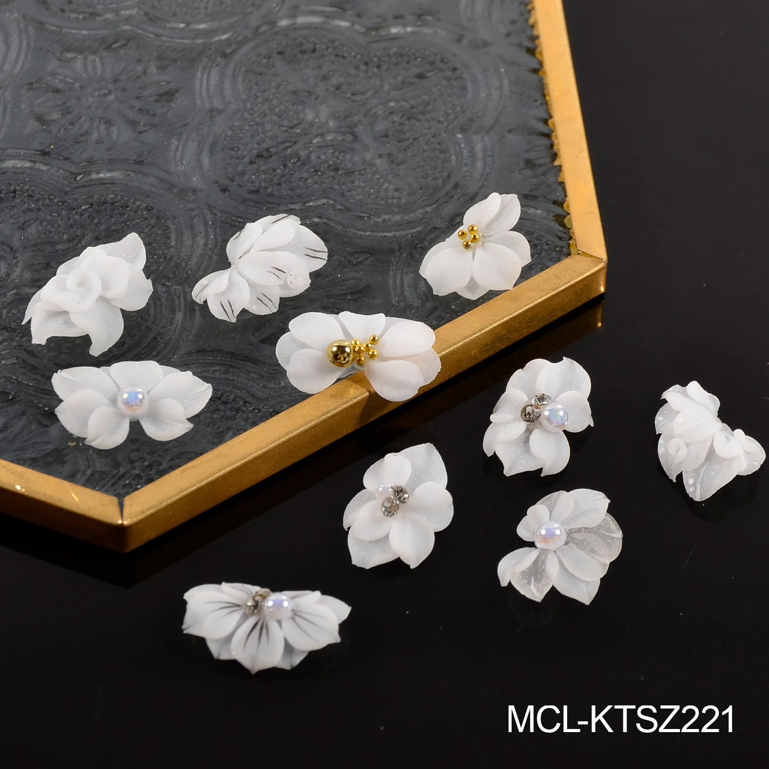 50PCS/kit Kawaii Handmade Nail Art Resin Charms 3D Design Nail Acrylic Flowers