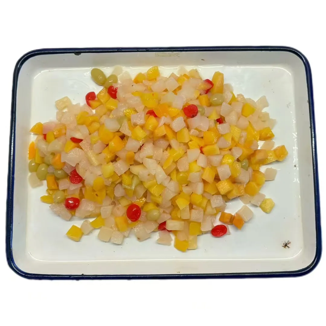 Mikado brand canned mix fruits canned fruit cocktail in light syrup or in pear juice