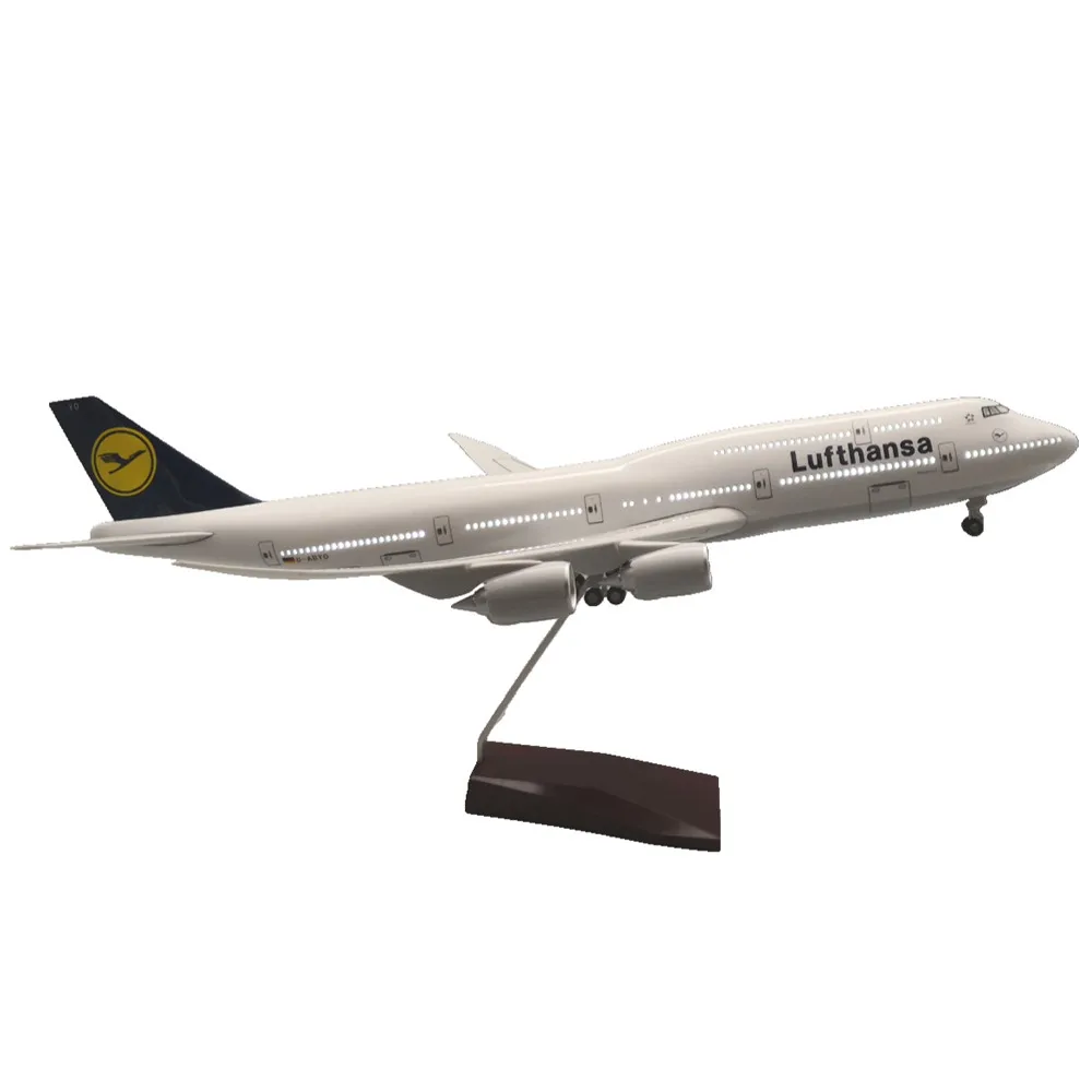 Novelty Gifts Scale 1:150 47cm B747-8 Lufthansa Airline Model Airplanes Aircraft