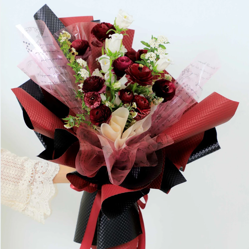 Fall In Color 2023 New Design Waterproof Letter Design Clear Cellophane Sheet Packaging Wrap Paper For Flower Bouquet