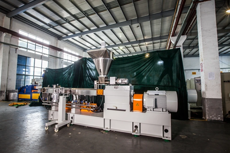 Plastic Pellet Polymer Compounding Parallel Co-rotating Twin Screw Extruder Granules Making Production Line