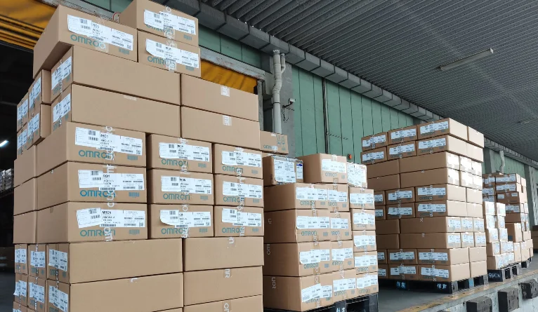 Новый бренд CNC/PLC автоматический контроль программирования для omron CP1H-XA40DT-D в наличии на складе