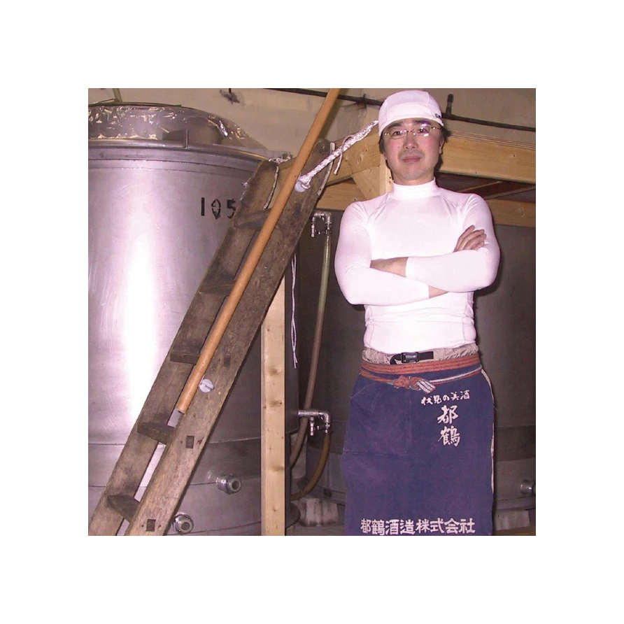 KURAMOTO-NO-SHIZUKU сыворотка обладает отбеливающим эффектом, с высоким качеством из Японии