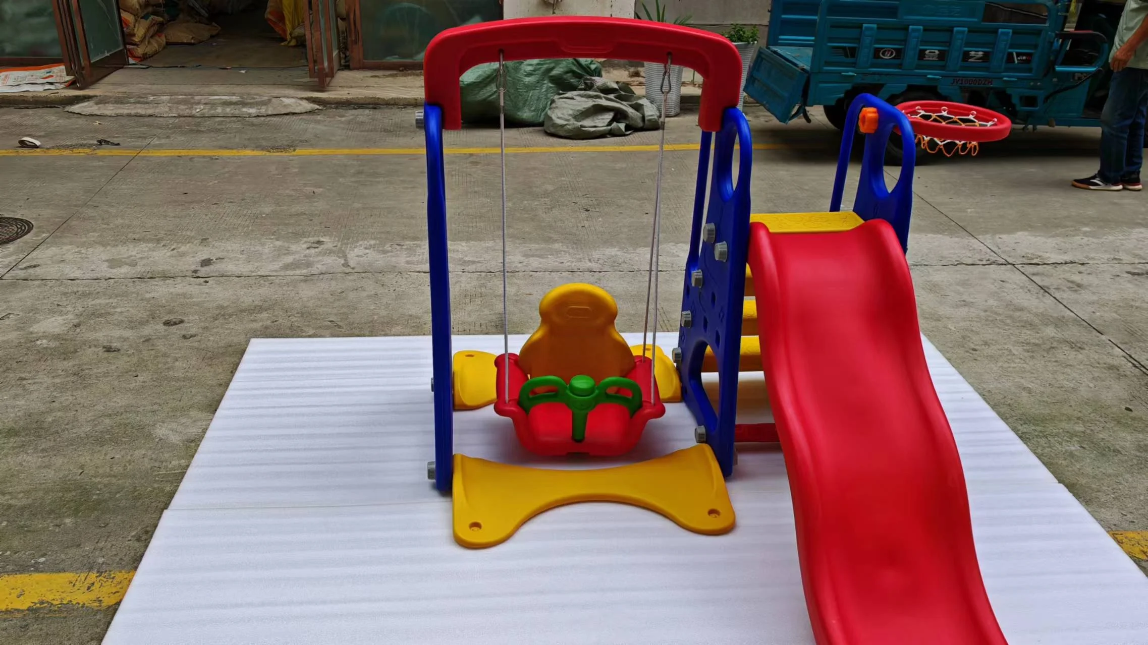 Hot sale three-in-one plastic slide with basketball toy slide with swing for kids  in indoor playground