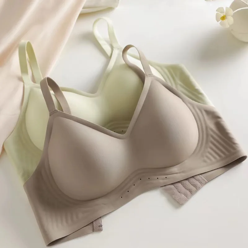 One Piece Quick Dry Breathable Wire-Free Knitted Underwear Solid Pattern Everyday Cup Adults Jelly Gel Seamless Bra for women