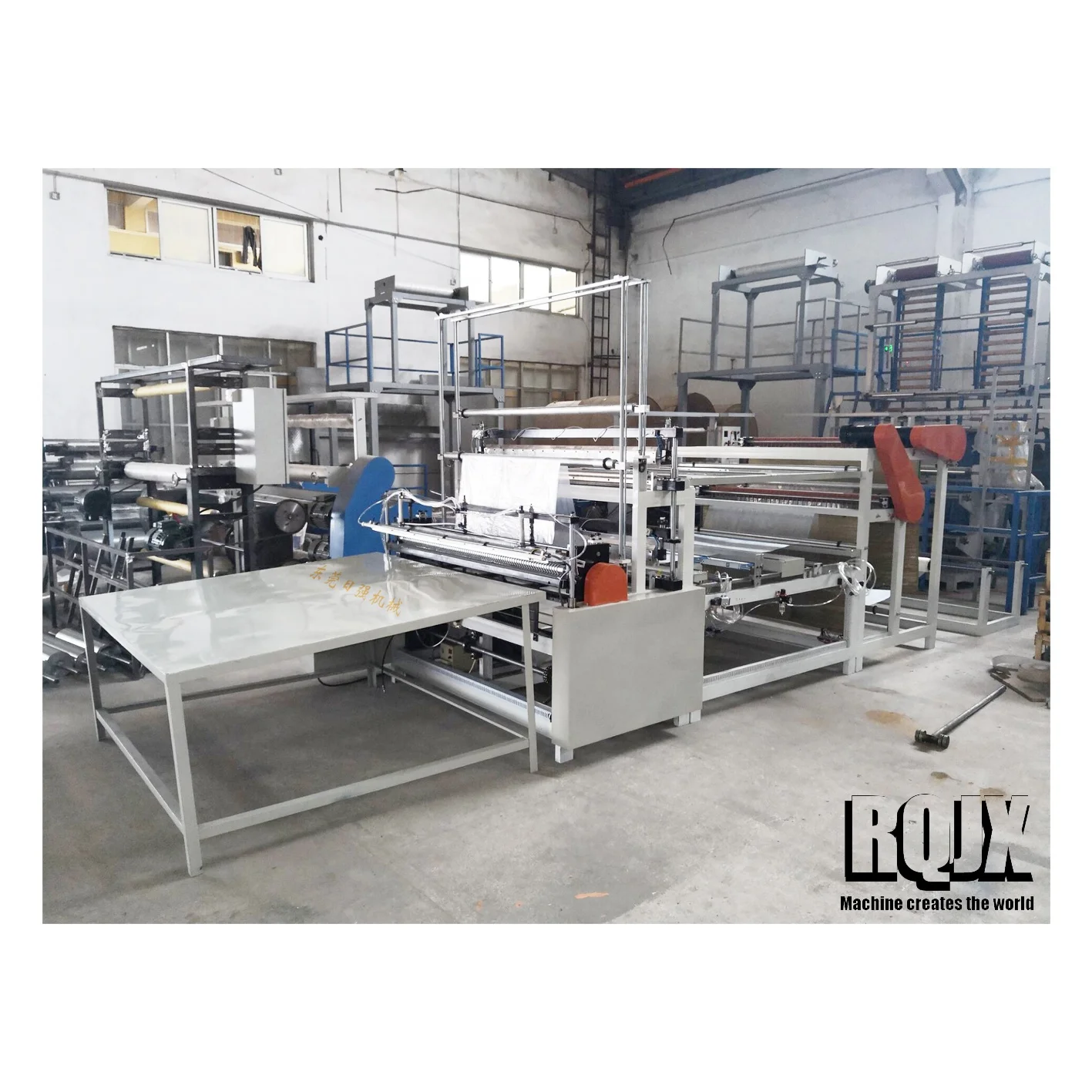 plastic Expandable Polyethylene bag cutting and sealing woven bag making machine