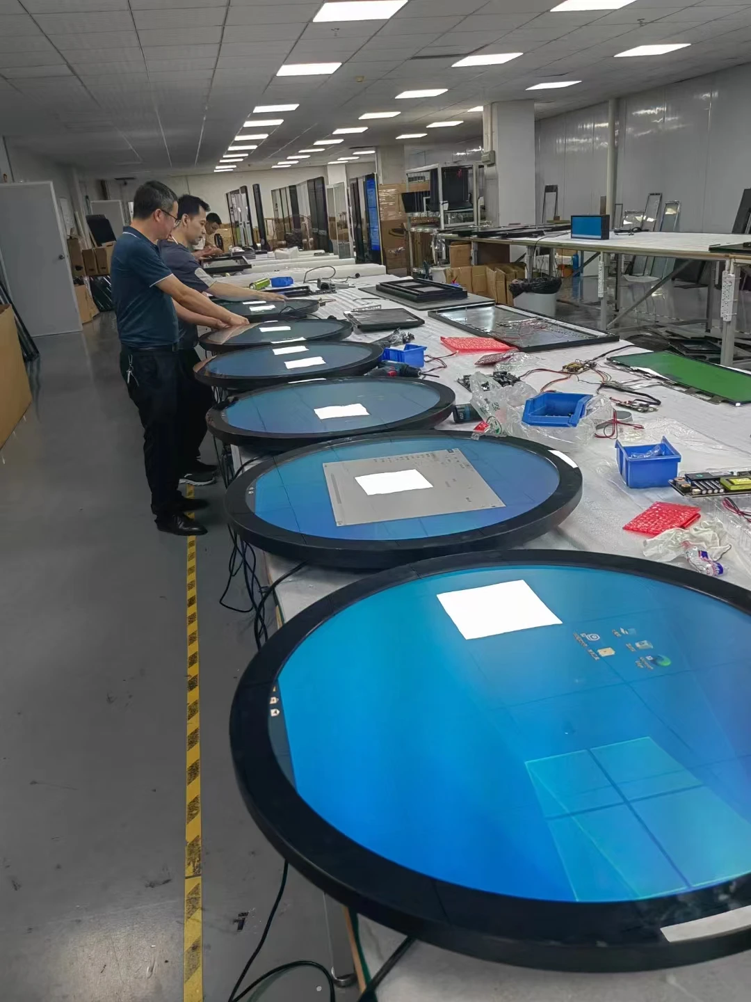 23.6 Inch Round Lcd Display Support 1280(rgb)*1280,700 Nits,600.384(w)*600.384(h)mm,Touch Circular Advertising Display