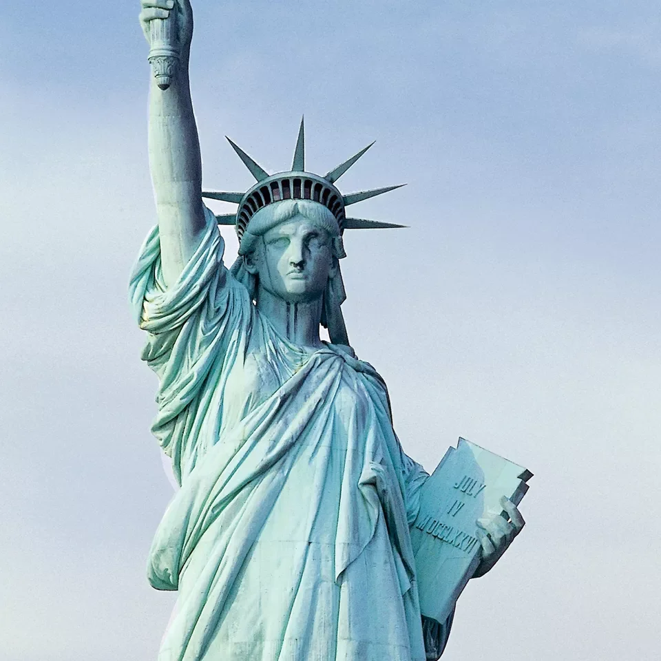 Hot Products greek statue fiberglass women statue sculpture Life Size Fiberglass Statue of Liberty Figure