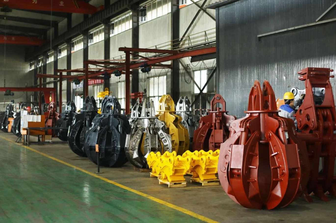 China railroad sleeper changer maintenance equipment machinery track gauge railway machinery machine Front end of excavator