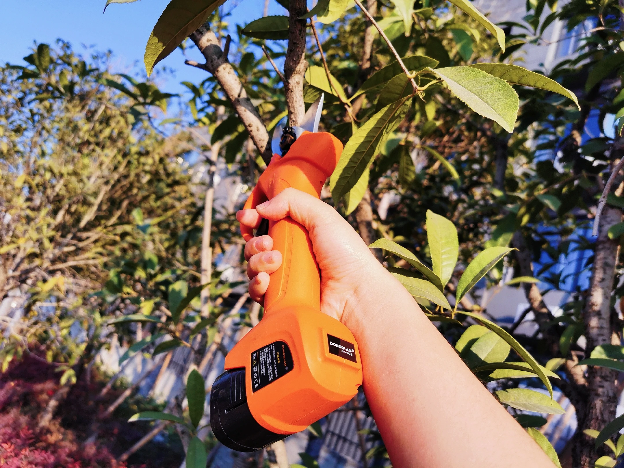 Electric Pruning Shears Garden Tools Scissors 32mm Max Black Red Metal Anti Battery Time Anvil