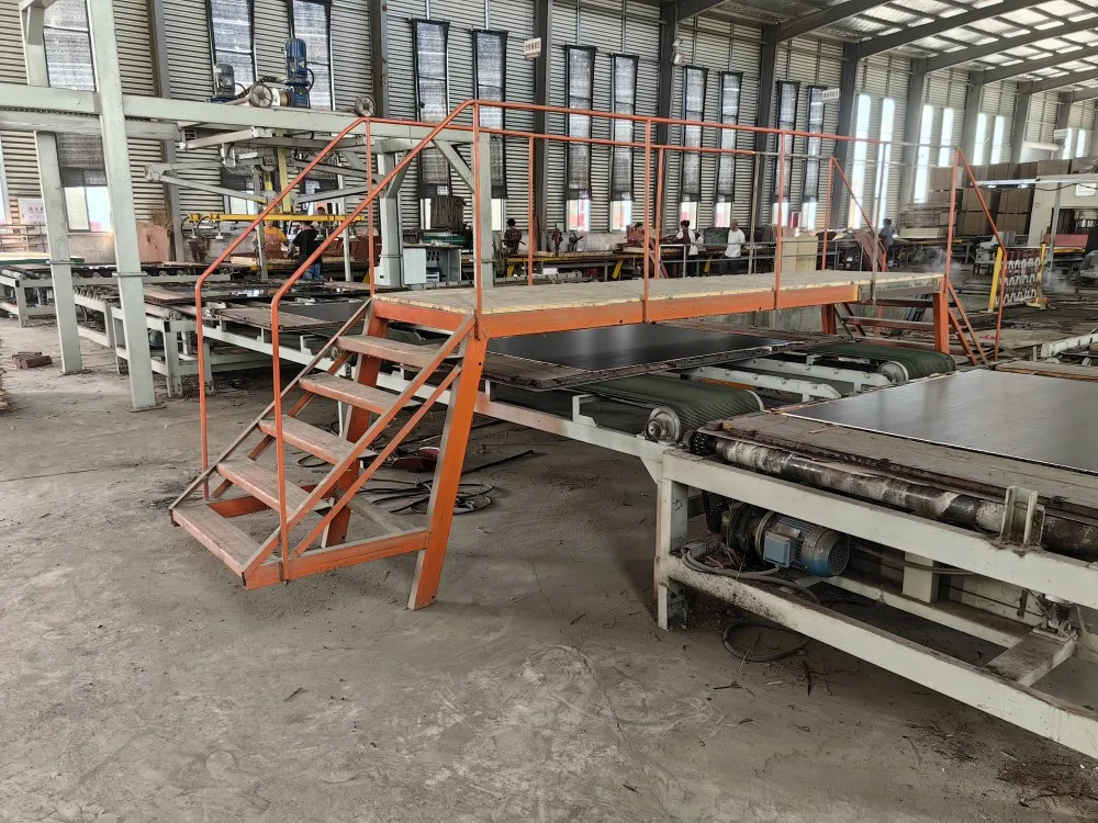 Customized Woodworking Container Floor Hot Press Machine