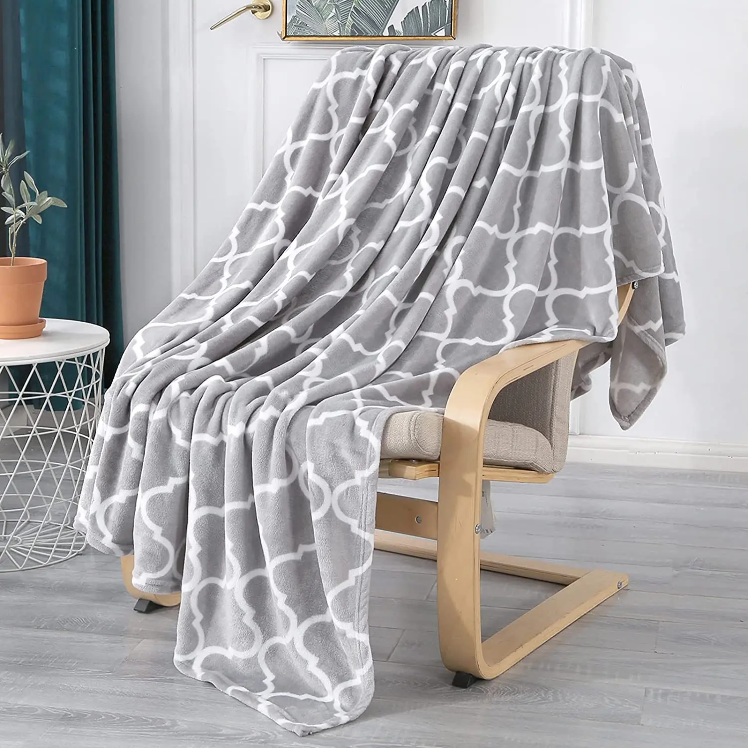 Geometric lines grey blanket fleece  super soft comfortable wool no shedding cover throw  lightweight microfiber for sofa bed