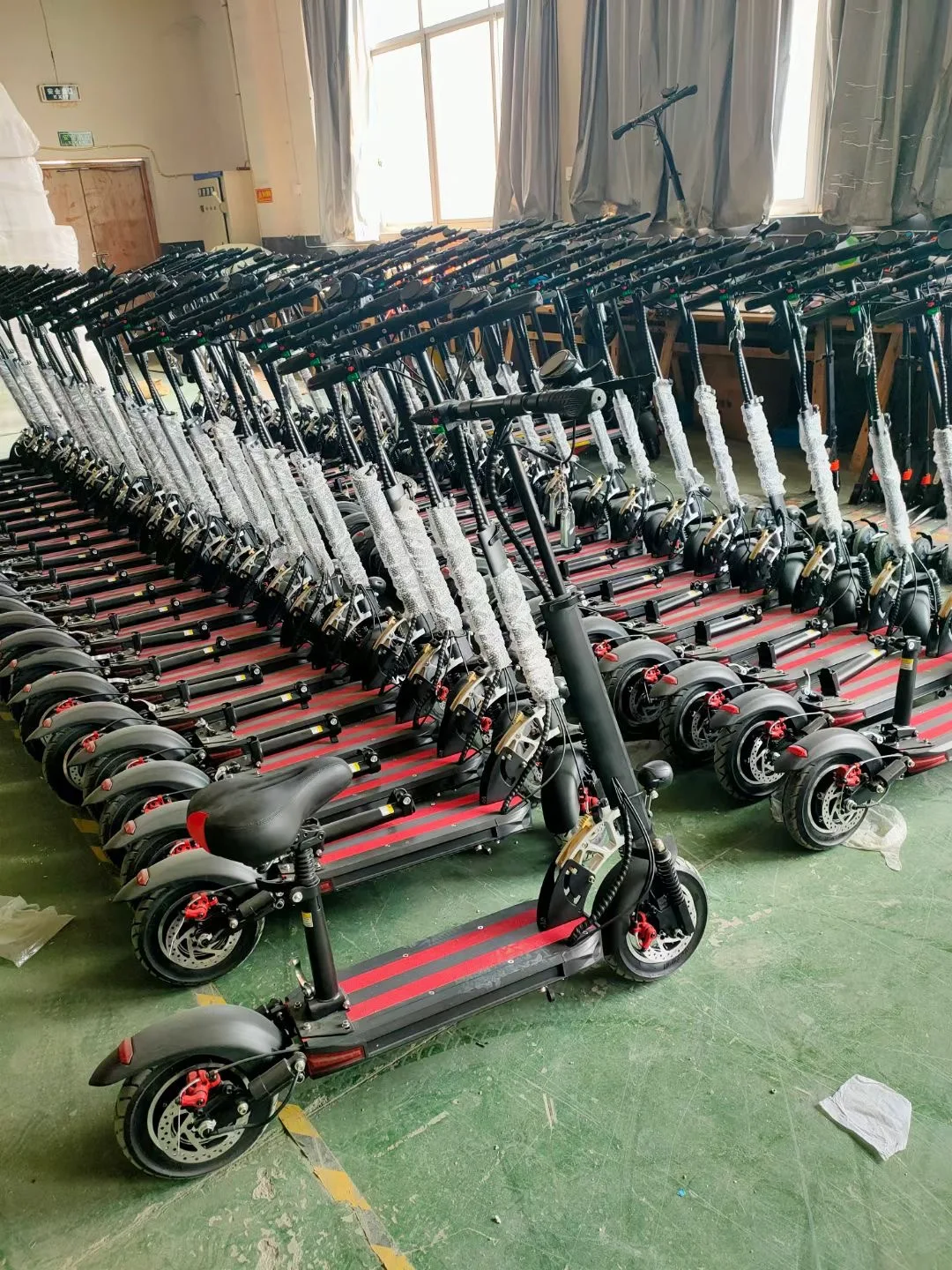 Alibaba seat Electric Adult Scooter 10 Inch Foldable Adult With Suspensions EU UK Warehouse Stock Drop Shipping