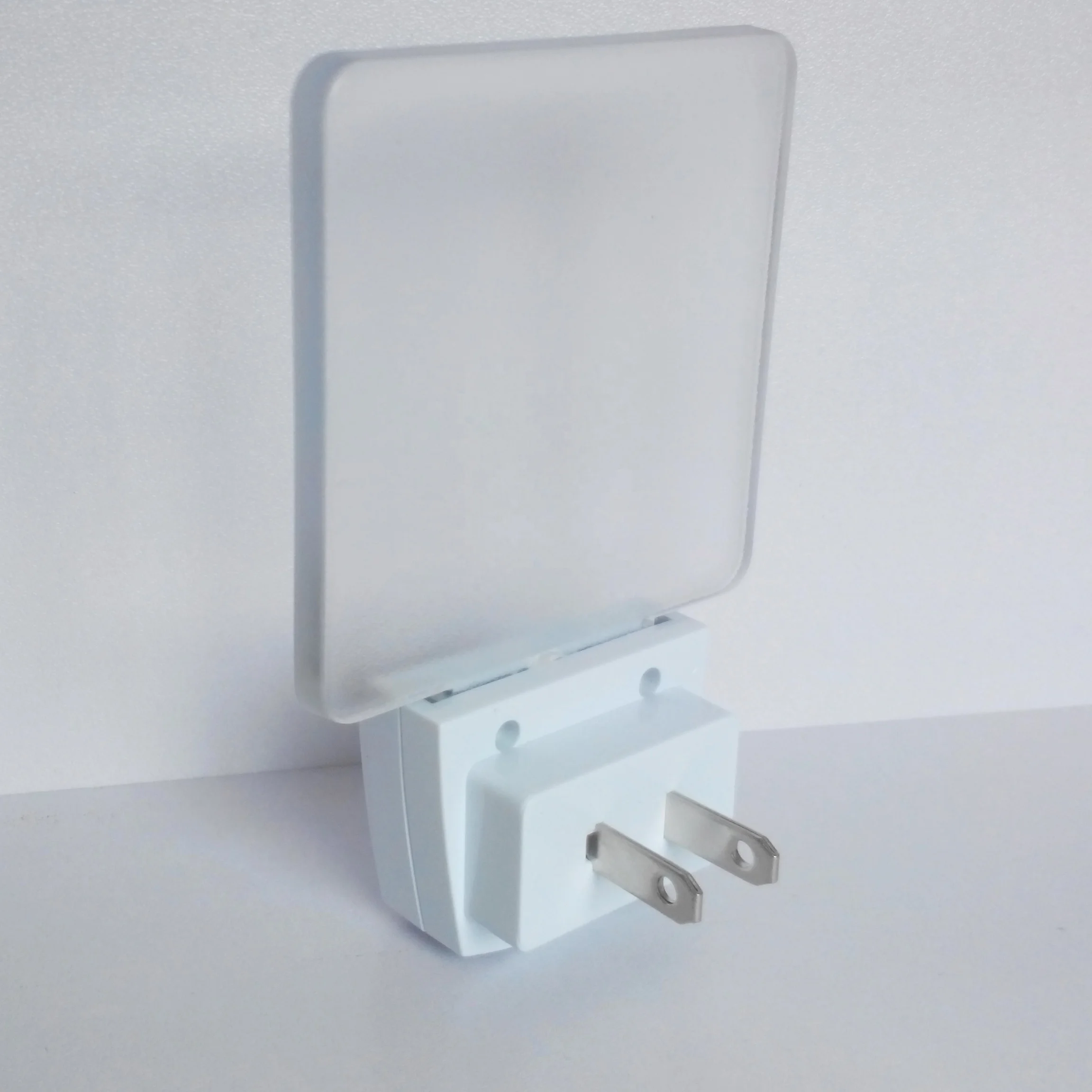 Trade Assurance energy saving light sensor control night light led