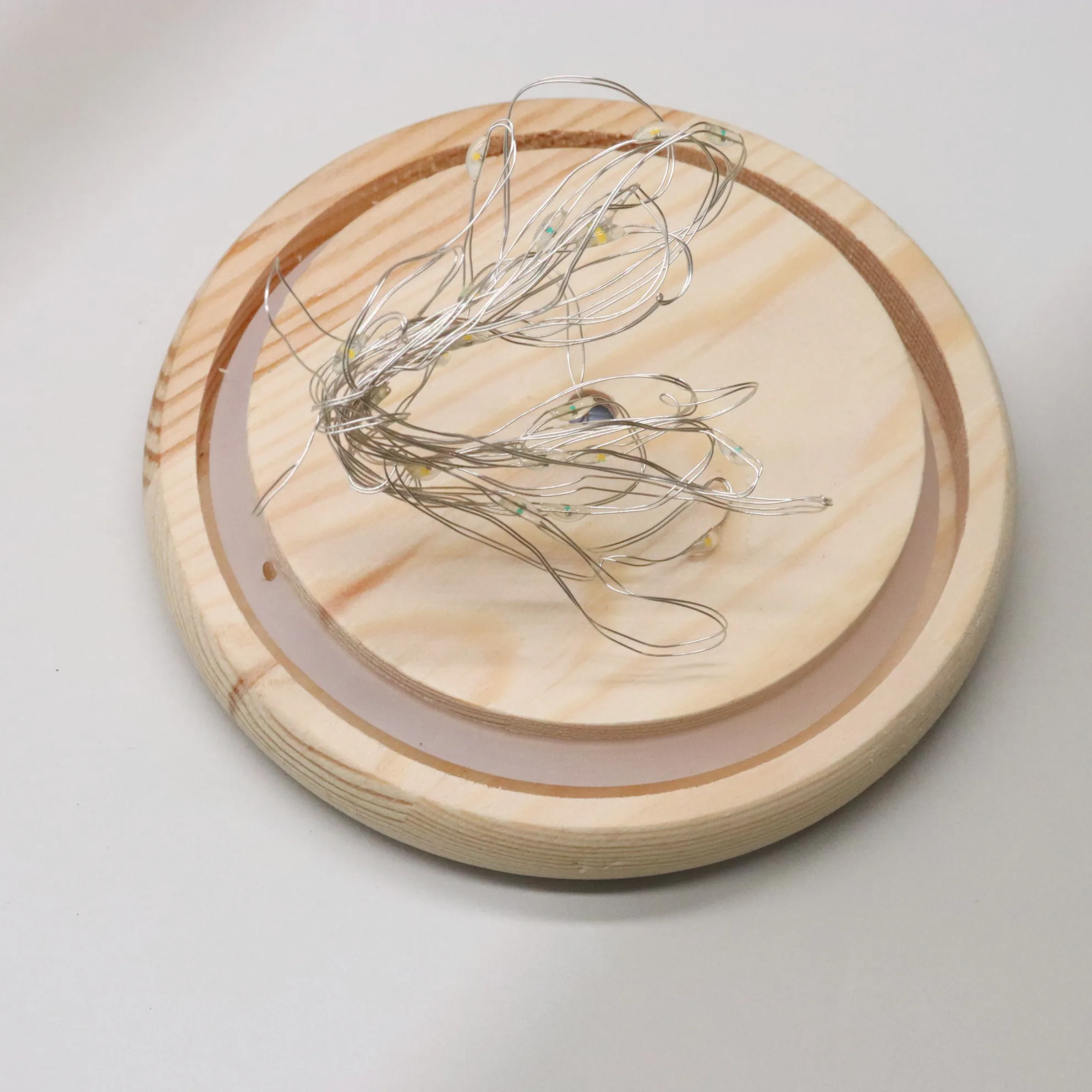 Factory wholesale high quality round dustproof transparent glass cover for home decoration immortal flower glass cover