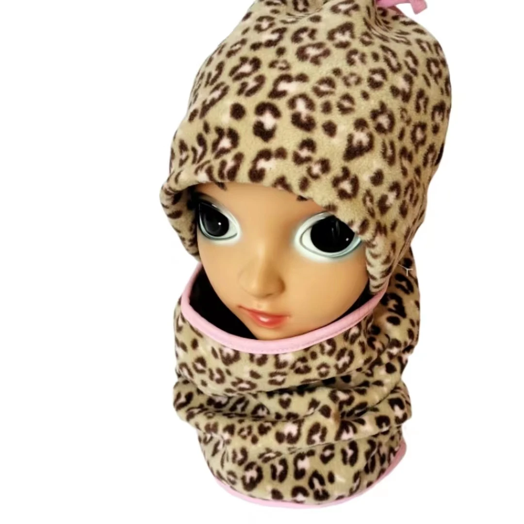 wholesale price multifunctional convenient Comfortable warm Three piece scarf set