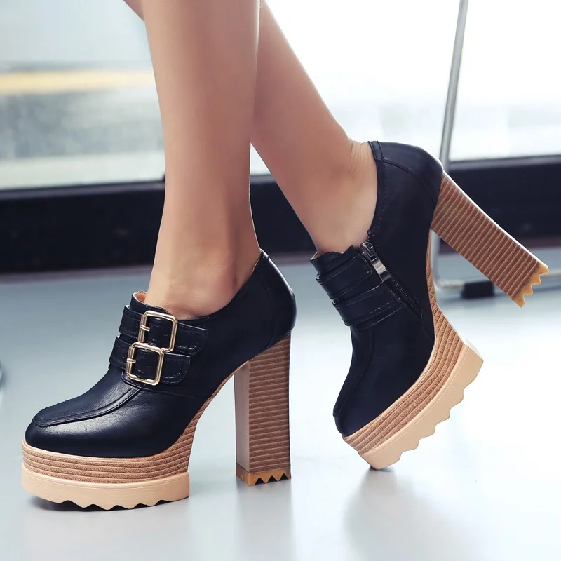 New Round Head Waterproof Platform Buckle Thick Heels Pumps