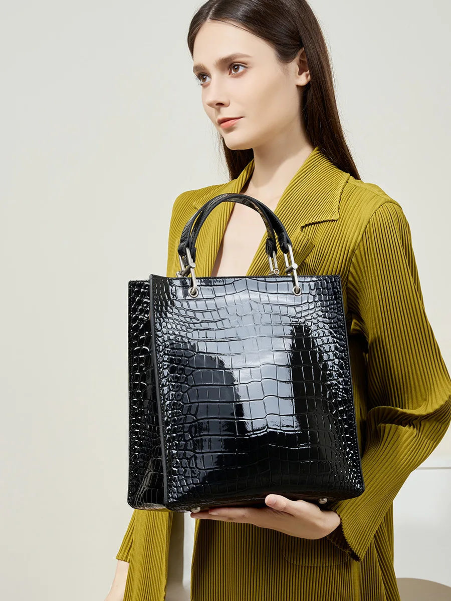 2024 Осенняя новая женская сумка из крокодиловой кожи модная через плечо оптовая продажа с фабрики
