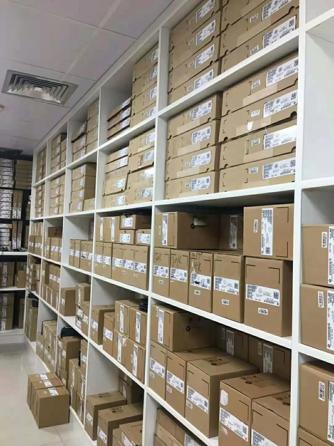 HXW STM32F373R8T6 Microcontrollers and Processors IC MCU 32BIT 64KB FLASH 64LQFP integrated circuits ic chip STM32F373R8T6