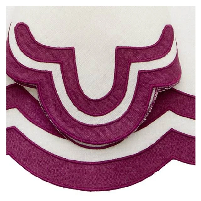 Wholesale Handwoven Cotton Flax Napkin Embroidered Scalloped Edge placemat Decorative Linen for Weddings and Dinners