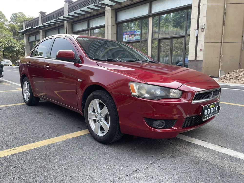 2010 Mitsubishi Yishen Подержанный автомобиль 1 8 л Lancer EX CVT FWD топливный