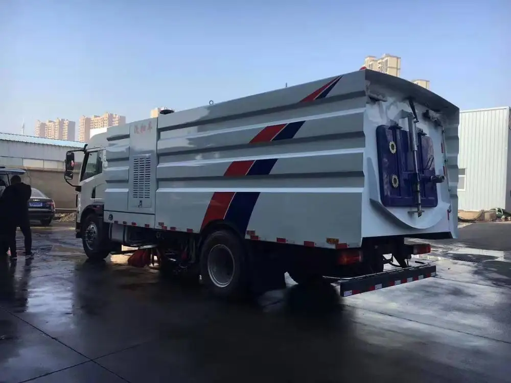 
High efficiency 4x2 Runway Street Road Highway Airport Vacuum Road Sweeper truck Sweeping cleaning truck 