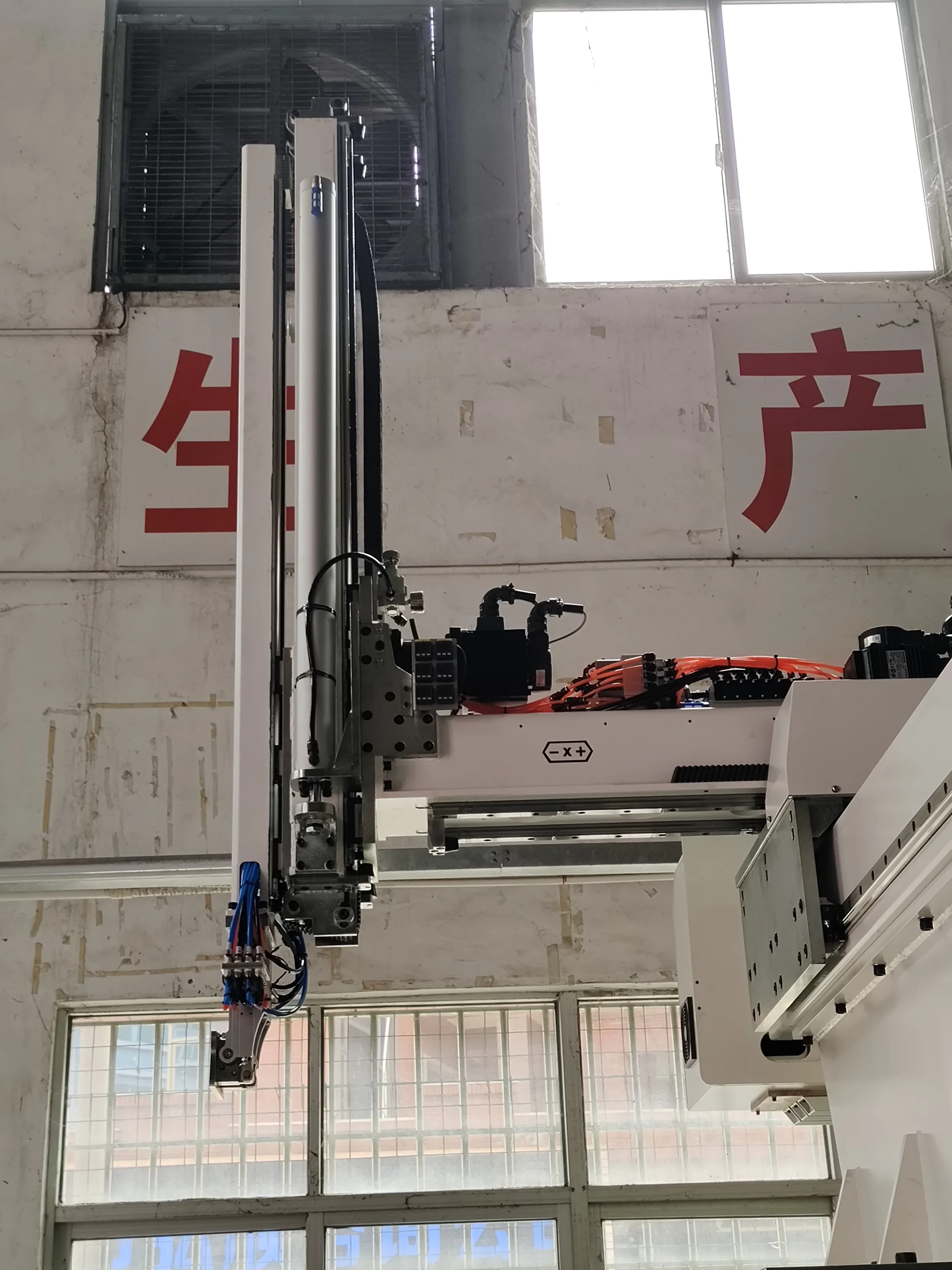 Take Out Industrial Robot Hand Sprue Picker Robotic Arm Denso Robotic High Tech Cobot