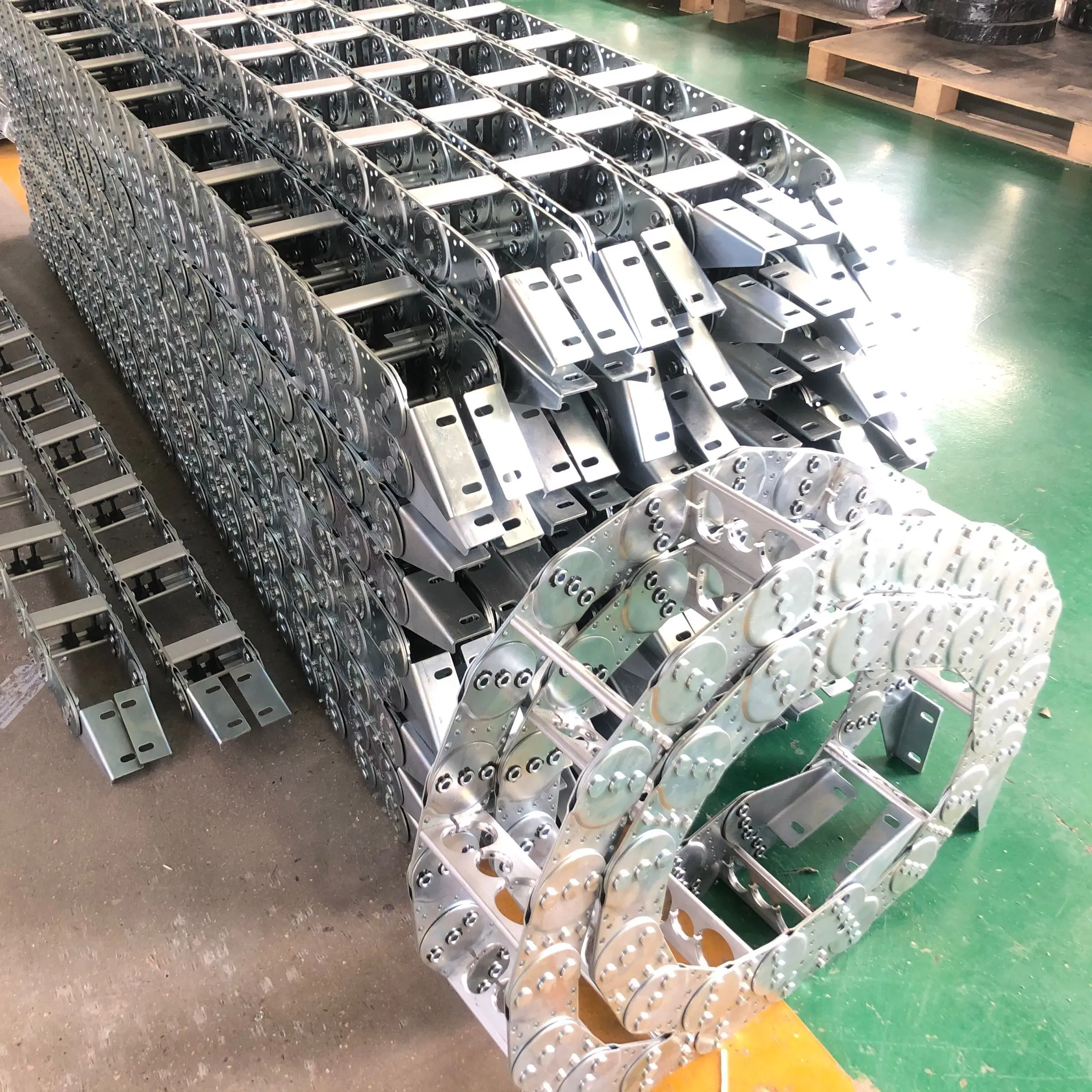 Steel drag chain (2)