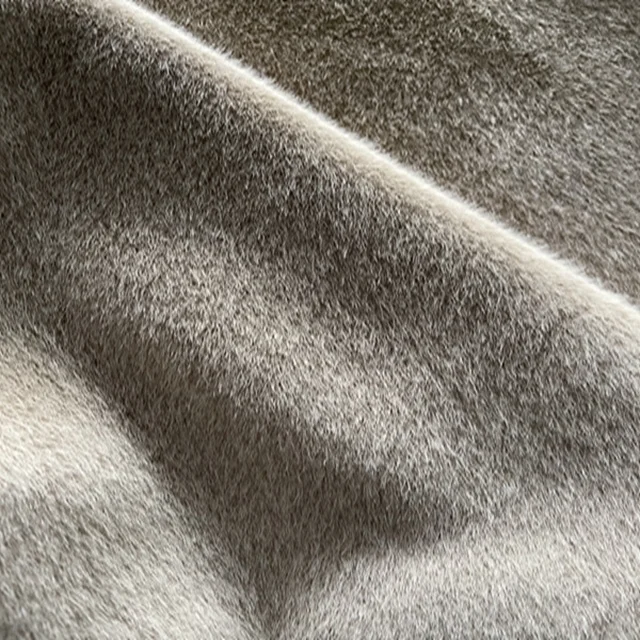 Fashion 100% Polyester Chinese faux fur fabrics