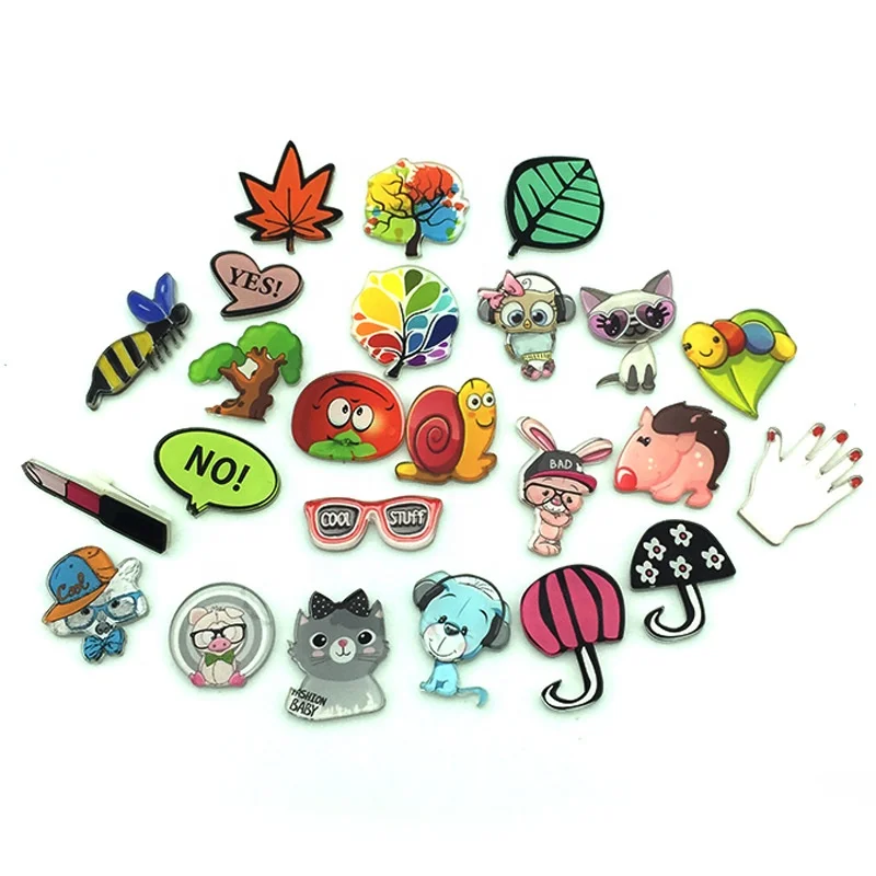 Cute Cartoon Animal Leaf Brooch Pin round Acrylic Badge with Printed Cat Design Clothing Accessories Decoration