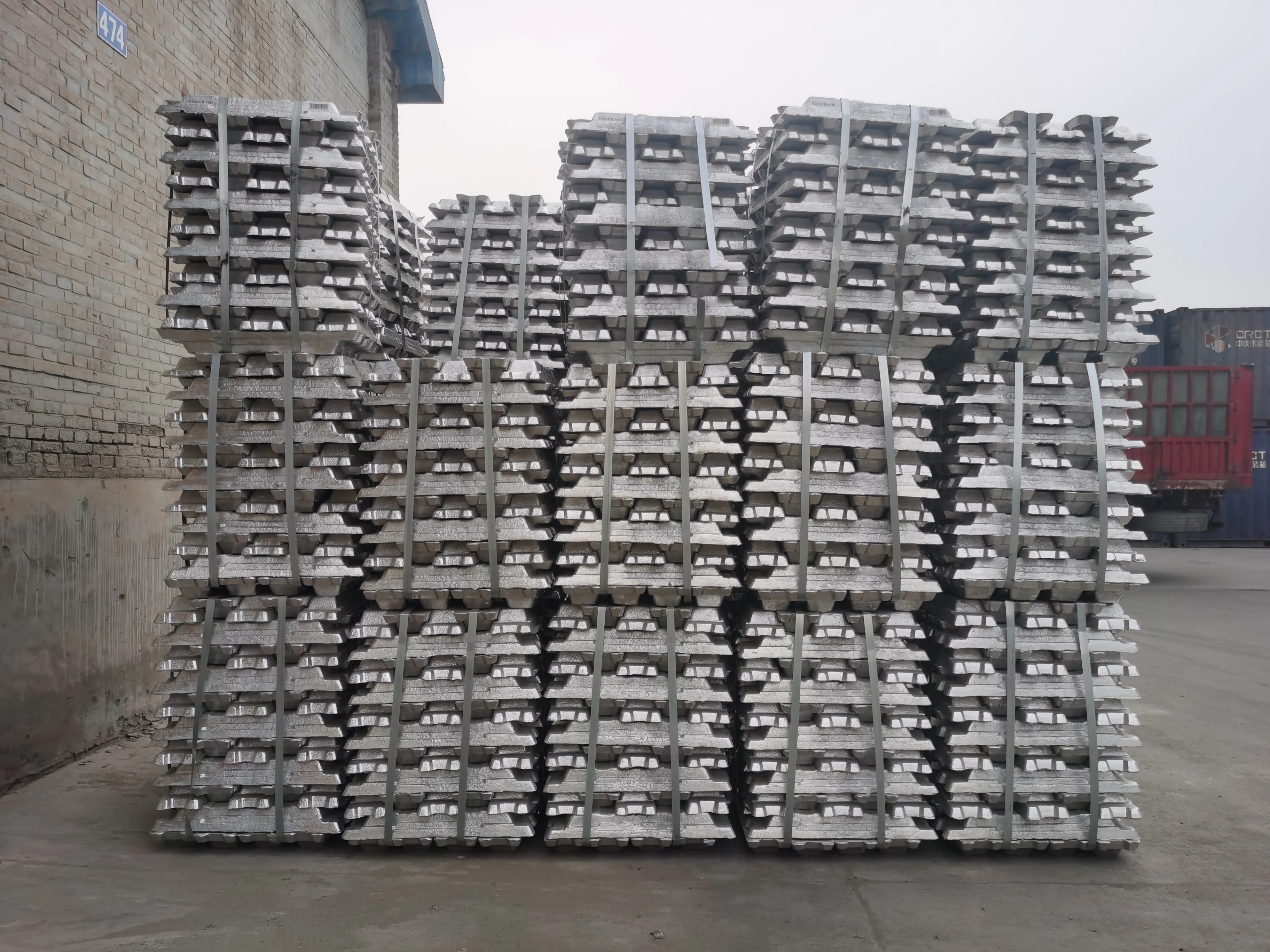 Primary Aluminium Ingots High Purity 99.99% / 99.9% /99.7%