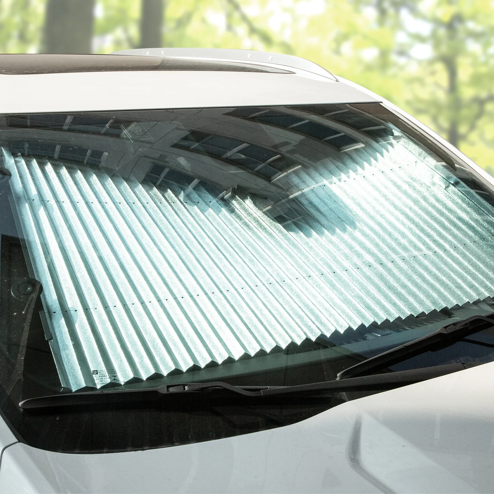 Sucked Sunshade Vehicle Retractable Car Curtain Uv Sun Visor Protect Easy Use Keep Cool Window Car Pleated Blind