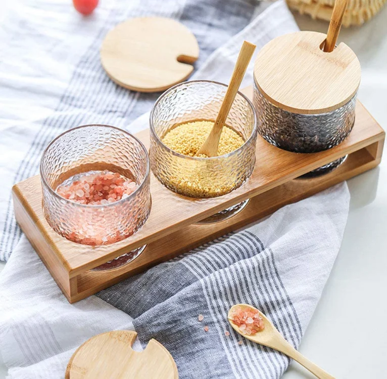 Wooden Container Storage Organizer Kitchen Glass Spice Jar Pepper Cruet Set With Bamboo Spoon Lid and Base