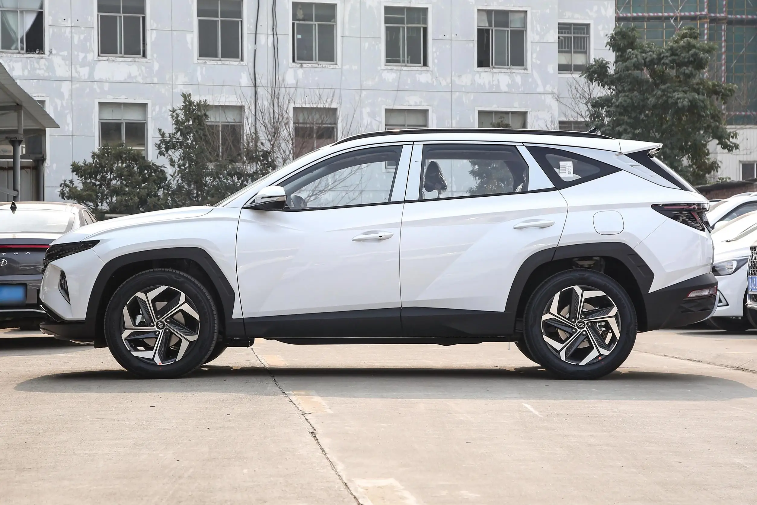 Hyundai tucson nline suv car GLS GLX DLX LUX TOP HEV 2023 2022 2007 2016 2012 2009 hybrid car hyundai tucson used car