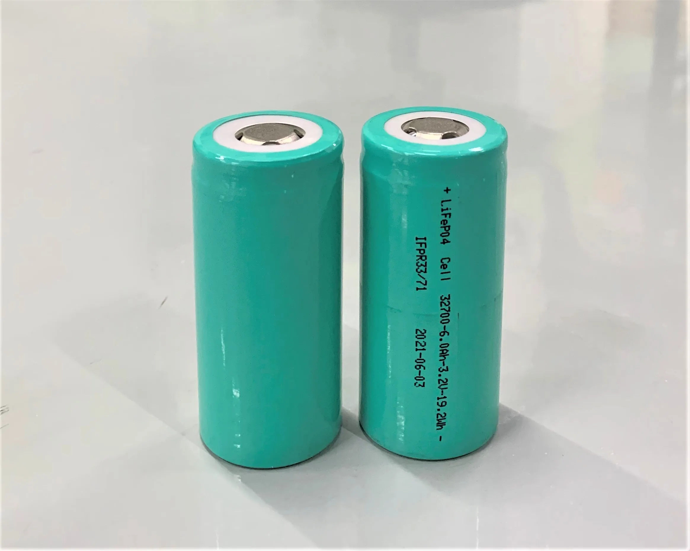 Аккумуляторные батареи глубокого цикла Lifepo4 6000mah 3 2 v 32700 с сертификатами Ce Rohs