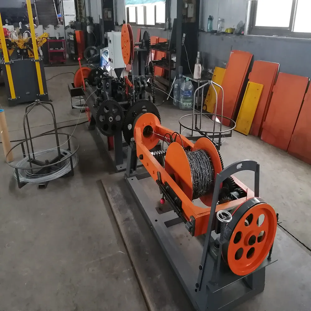 Best price fully automatic concertina reverse twist barbed wire mesh fence making machine manufacture