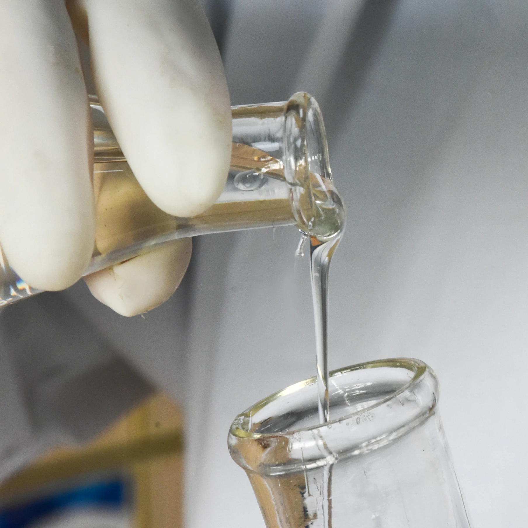 Alture Fast Dry Strong Strength solvent based adhesive for Shoe pads shoe insole lamination