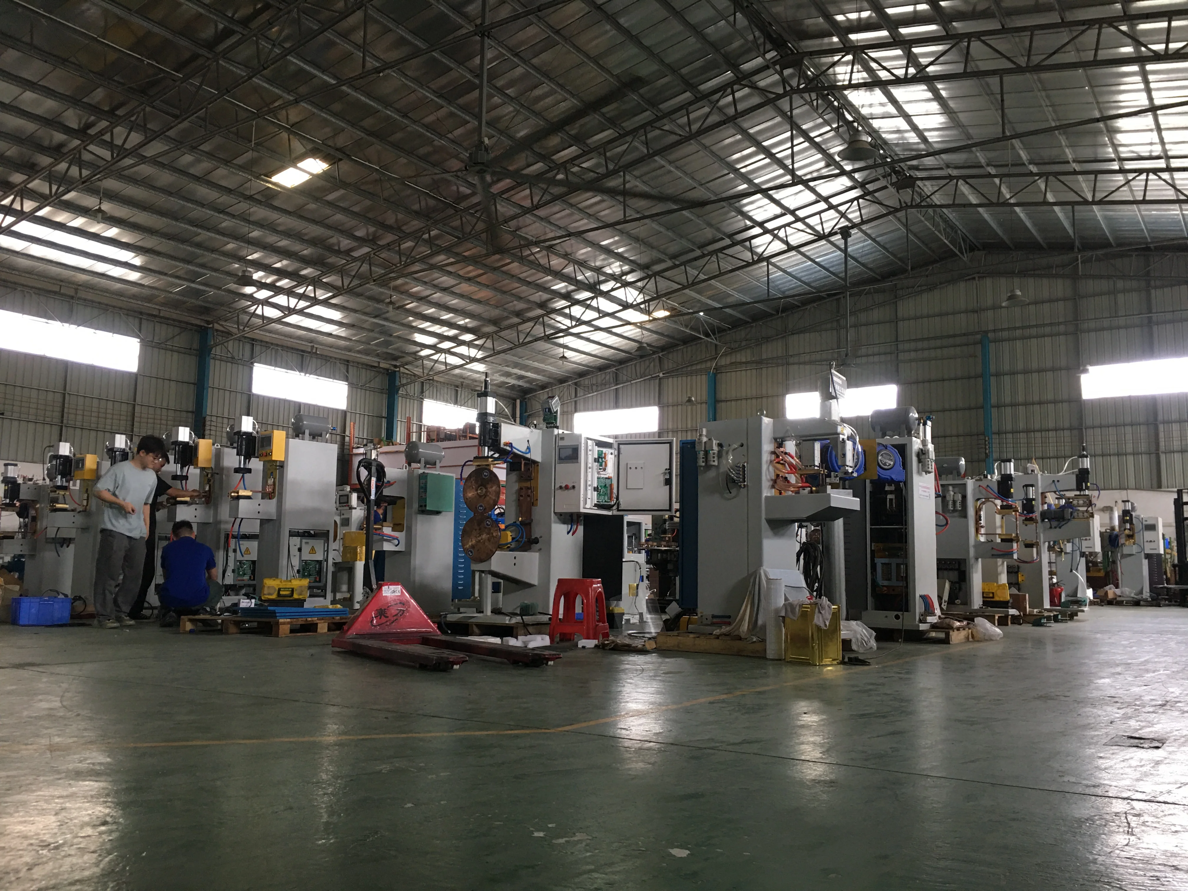 Factory outlet 1000J save energy discharge spot welding equipment for stainless stableware, industry capacitor discharge welder