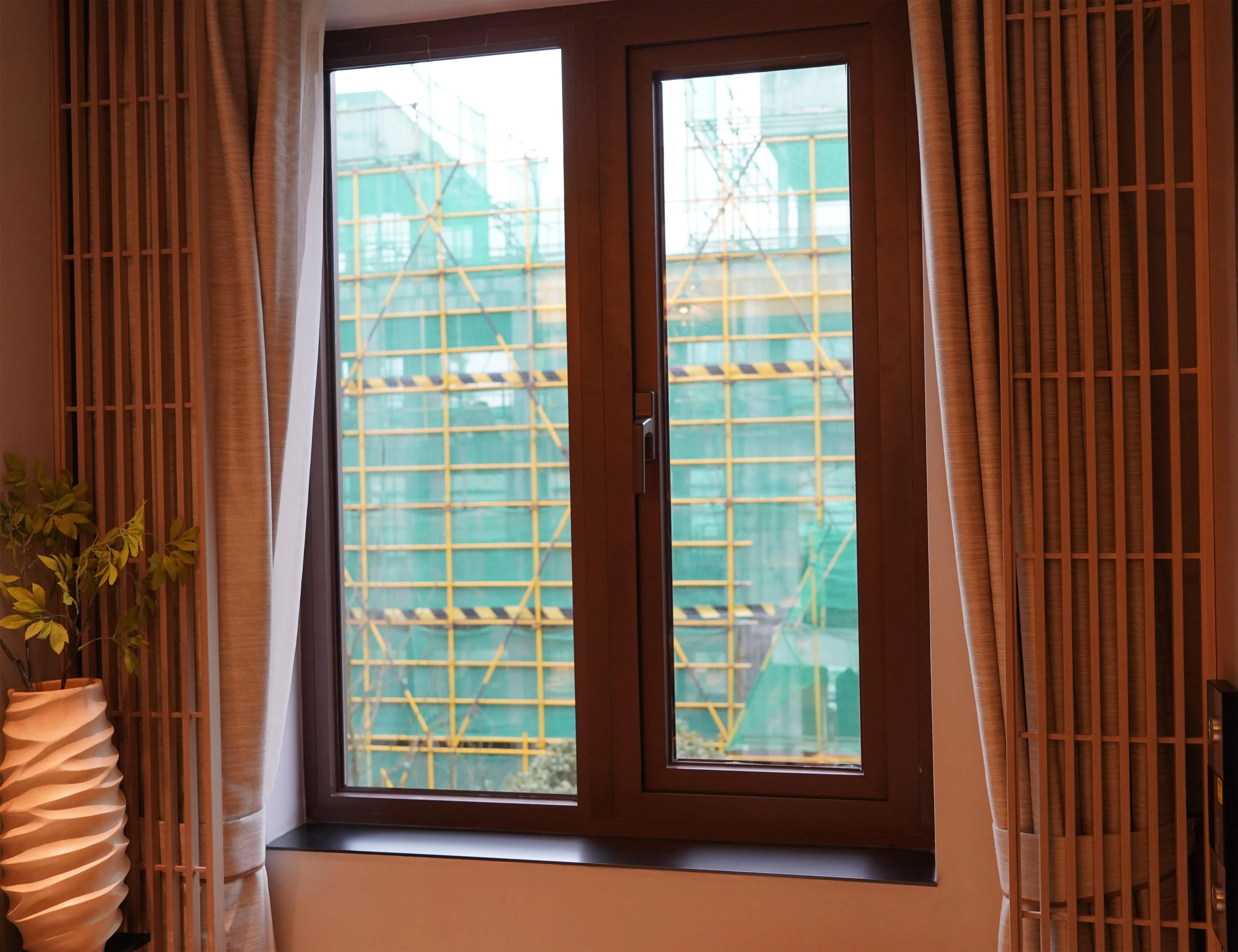 Cost-effective Customized Color Glass Sliding Plastic Double Glazed Window