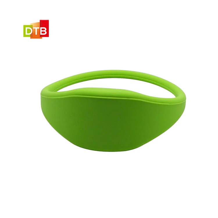 Cheap NFC Silicone Wristbands Smart Rubber Cashless Payment Sport Waterproof Hotel Event Ticket RFID Wristband Bracelet