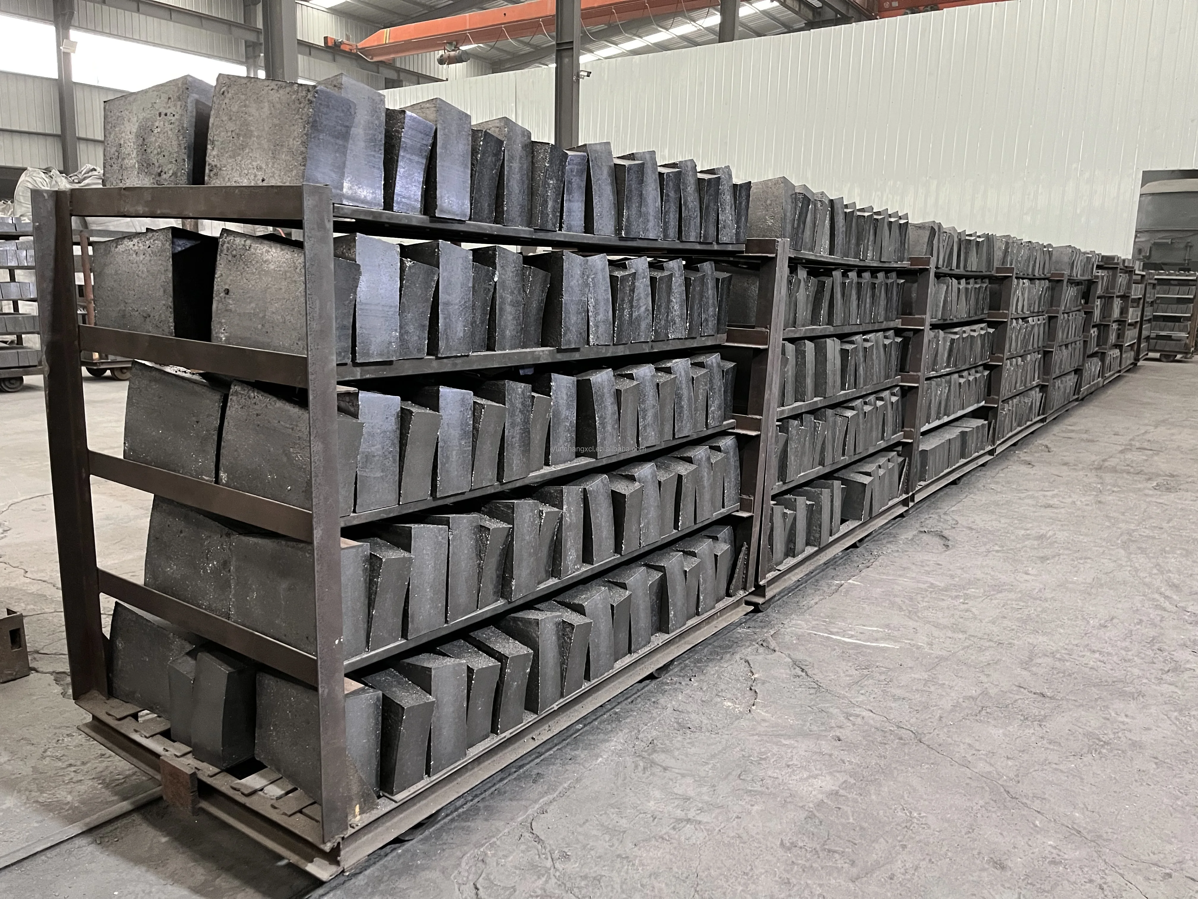 Good Slag Resistance Customized Magnesia Carbon Mgo-c Refractory Brick For Eaf